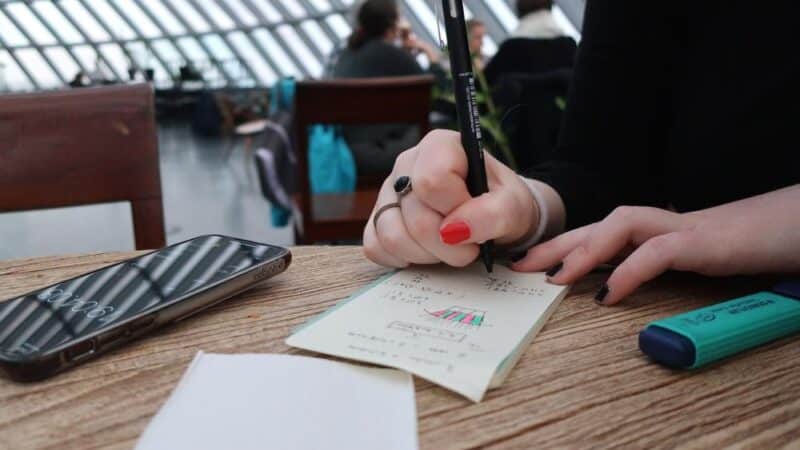 Jak wygląda rozmowa kwalifikacyjna w IT? Praktyczny przewodnik dla kandydatów