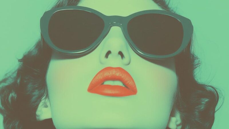 Powroty mody z lat 80-tych – styl, który znów podbija ulice